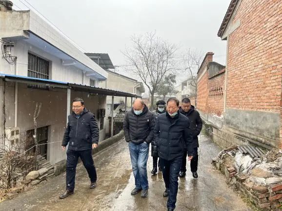 宝鸡青铜器博物院开展“春节送温暖”走访慰问活动 宝鸡青铜器博物院开展“春节送温暖”走访慰问活动