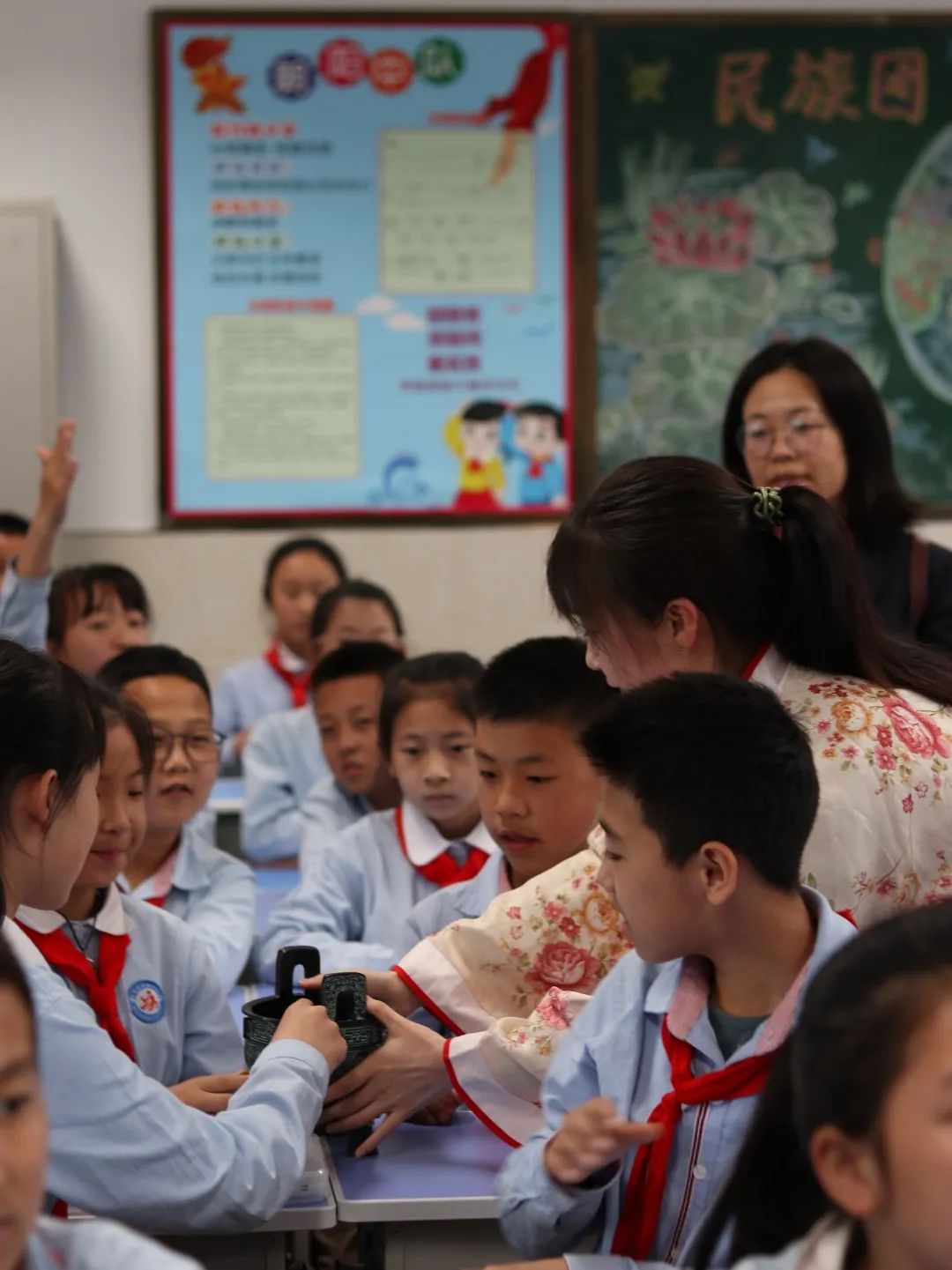 科技之春伴我行——流动博物馆进校园 科技之春伴我行——流动博物馆进校园