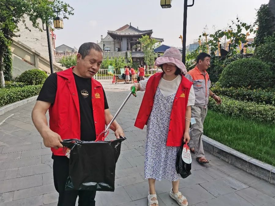 宝鸡青铜器博物院开展“弘扬志愿服务精神 助力全国 文明城市创建”志愿服务活动 宝鸡青铜器博物院开展“弘扬志愿服务精神 助力全国 文明城市创建”志愿服务活动