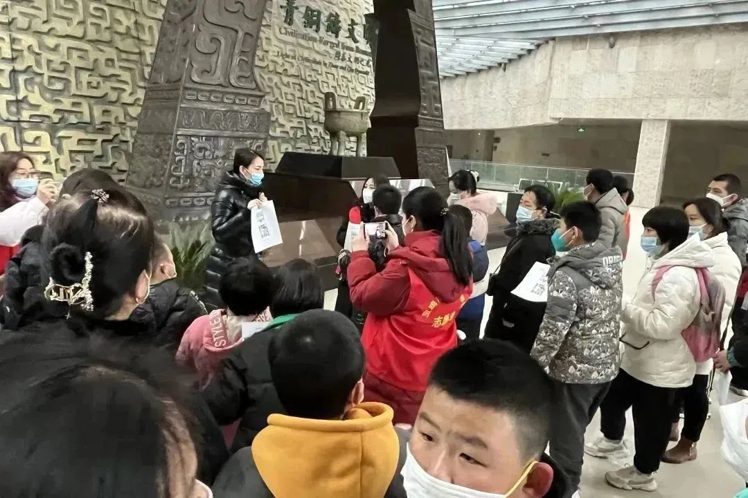 “向阳而生，逐梦而行”——宝鸡特殊学校师生走进青铜器博物院