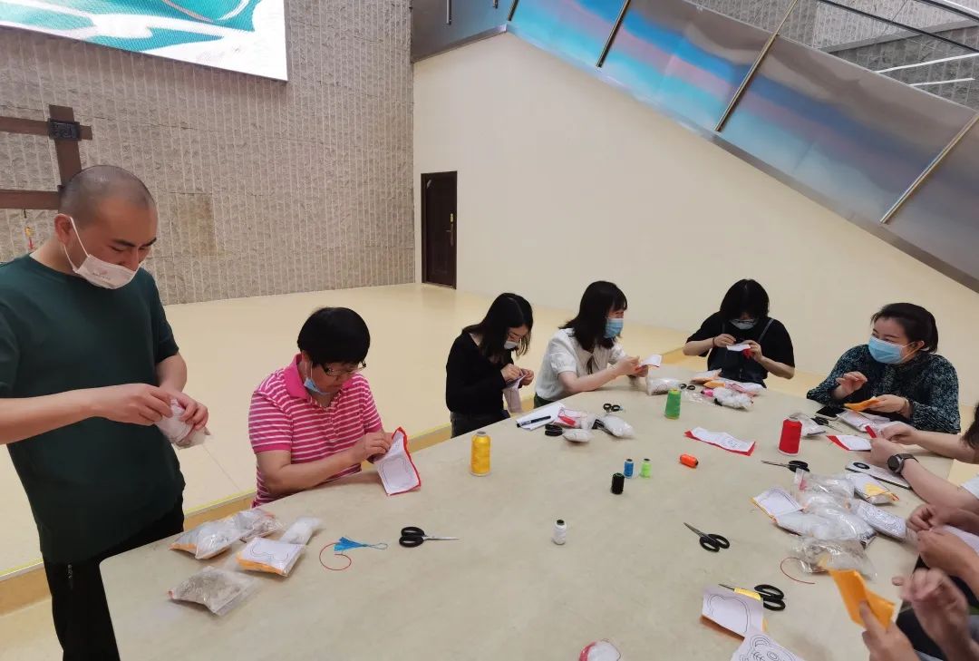 粽叶飘香五月五、浓情端午共安康