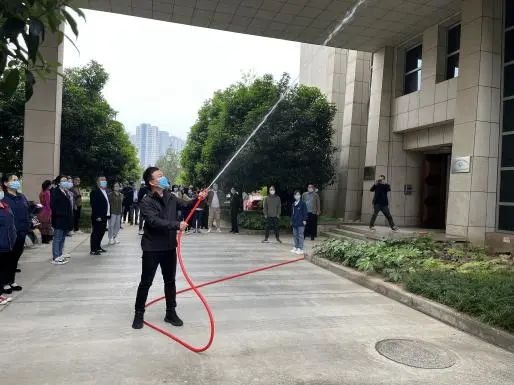 宝鸡青铜器博物院党支部开展“消防应急演练”主题党日活动