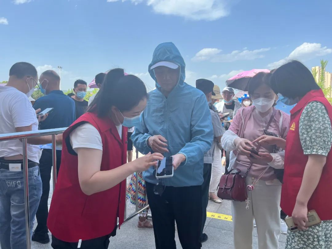 宝鸡青铜器博物院党支部开展“弘扬伟大建党精神”宣讲报告会暨“办实事庆华诞 巩固文明城市创建成果”主题党日志愿服务活动 宝鸡青铜器博物院党支部开展“弘扬伟大建党精神”宣讲报告会暨“办实事庆华诞 巩固文明城市创建成果”主题党日志愿服务活动