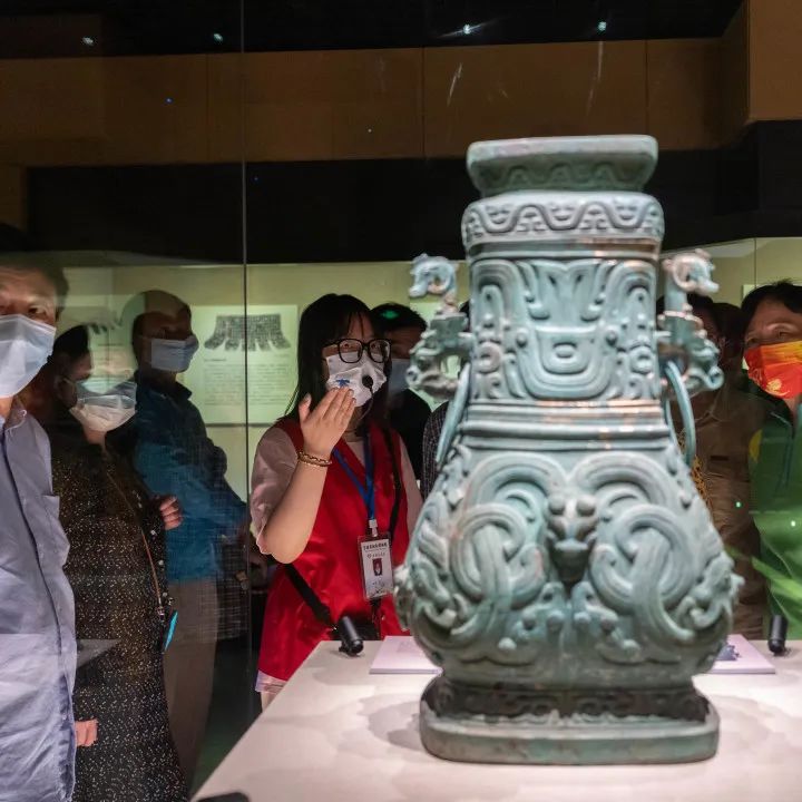 感谢一路有你 让宝博更精彩 感谢一路有你 让宝博更精彩