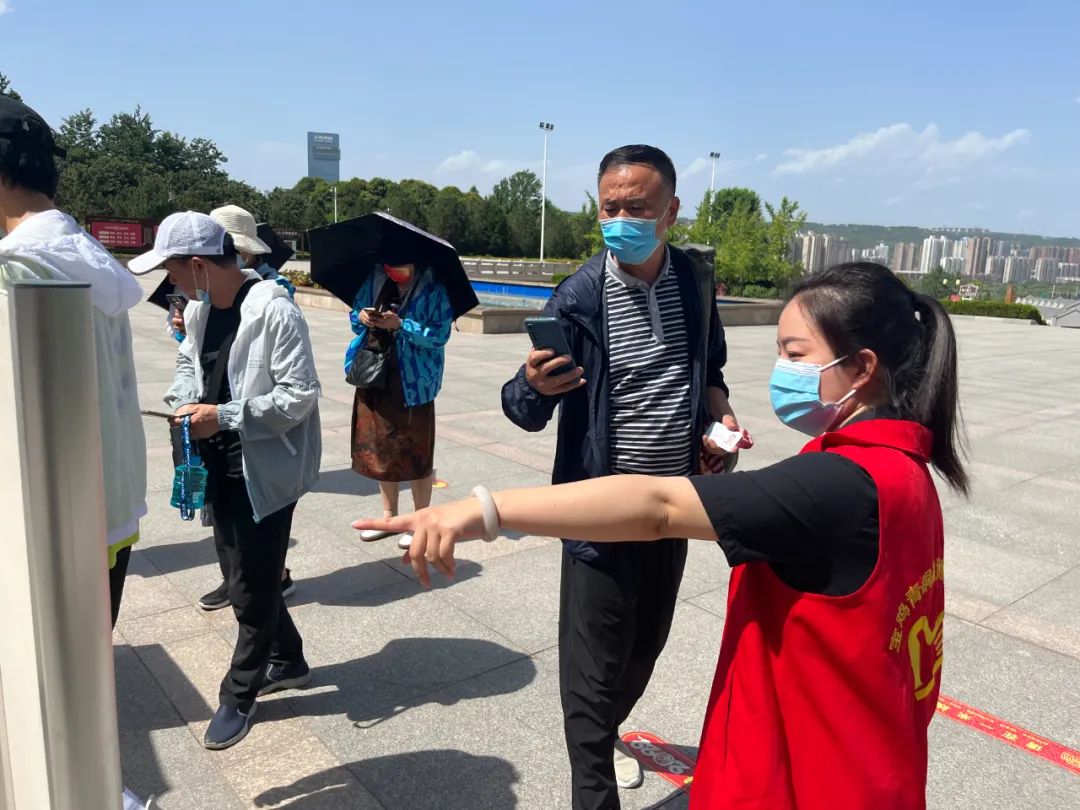 宝鸡青铜器博物院党支部开展“弘扬伟大建党精神”宣讲报告会暨“办实事庆华诞 巩固文明城市创建成果”主题党日志愿服务活动 宝鸡青铜器博物院党支部开展“弘扬伟大建党精神”宣讲报告会暨“办实事庆华诞 巩固文明城市创建成果”主题党日志愿服务活动