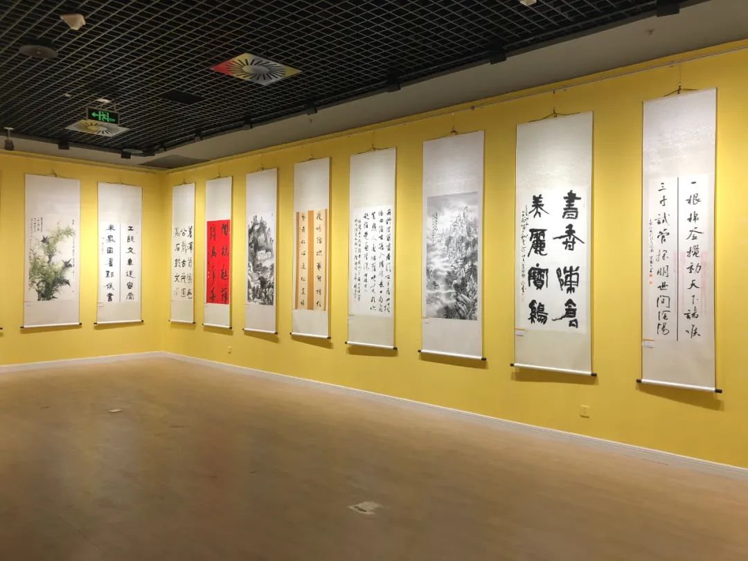 纪念毛泽东同志在延安文艺座谈会上的讲话发表80周年|《艺•疫》书画篆刻作品展在我院展出 纪念毛泽东同志在延安文艺座谈会上的讲话发表80周年|《艺•疫》书画篆刻作品展在我院展出