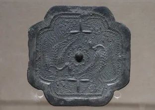 宝博微课堂丨铜镜博览会之二——如何欣赏一面铜镜 宝博微课堂丨铜镜博览会之二——如何欣赏一面铜镜