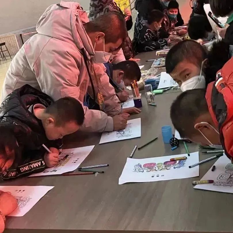 “向阳而生，逐梦而行”——宝鸡特殊学校师生走进青铜器博物院