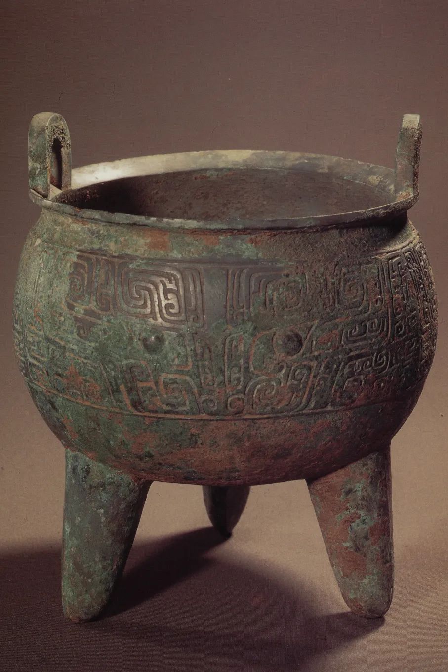 宝博微课堂:西周蕉叶纹鼎 宝博微课堂:西周蕉叶纹鼎