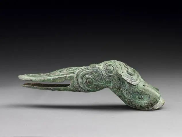 宝博微课堂:西周兽首铜旄 宝博微课堂:西周兽首铜旄