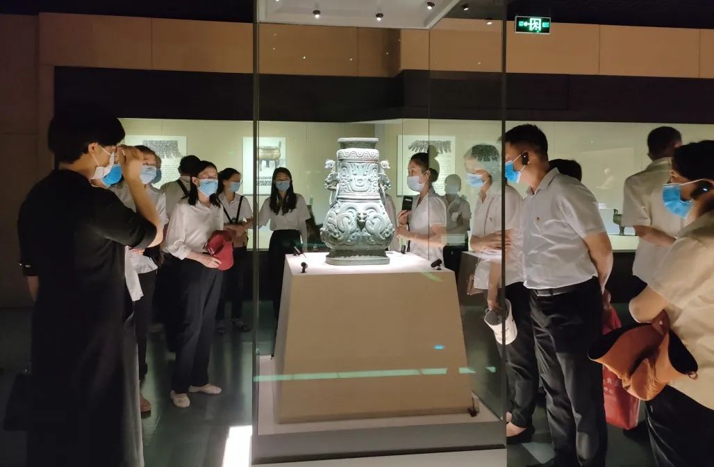 宝鸡青铜器博物院开展“青春心向党  奋进新征程”七一主题党日活动