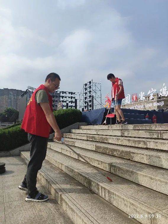 宝鸡青铜器博物院开展“弘扬志愿服务精神 助力全国 文明城市创建”志愿服务活动 宝鸡青铜器博物院开展“弘扬志愿服务精神 助力全国 文明城市创建”志愿服务活动