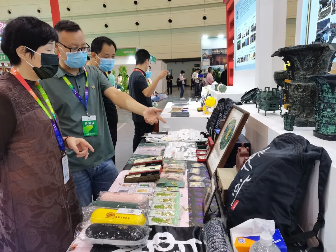 我院参加第九届“中国博物馆及相关产品与技术博览会” 我院参加第九届“中国博物馆及相关产品与技术博览会”